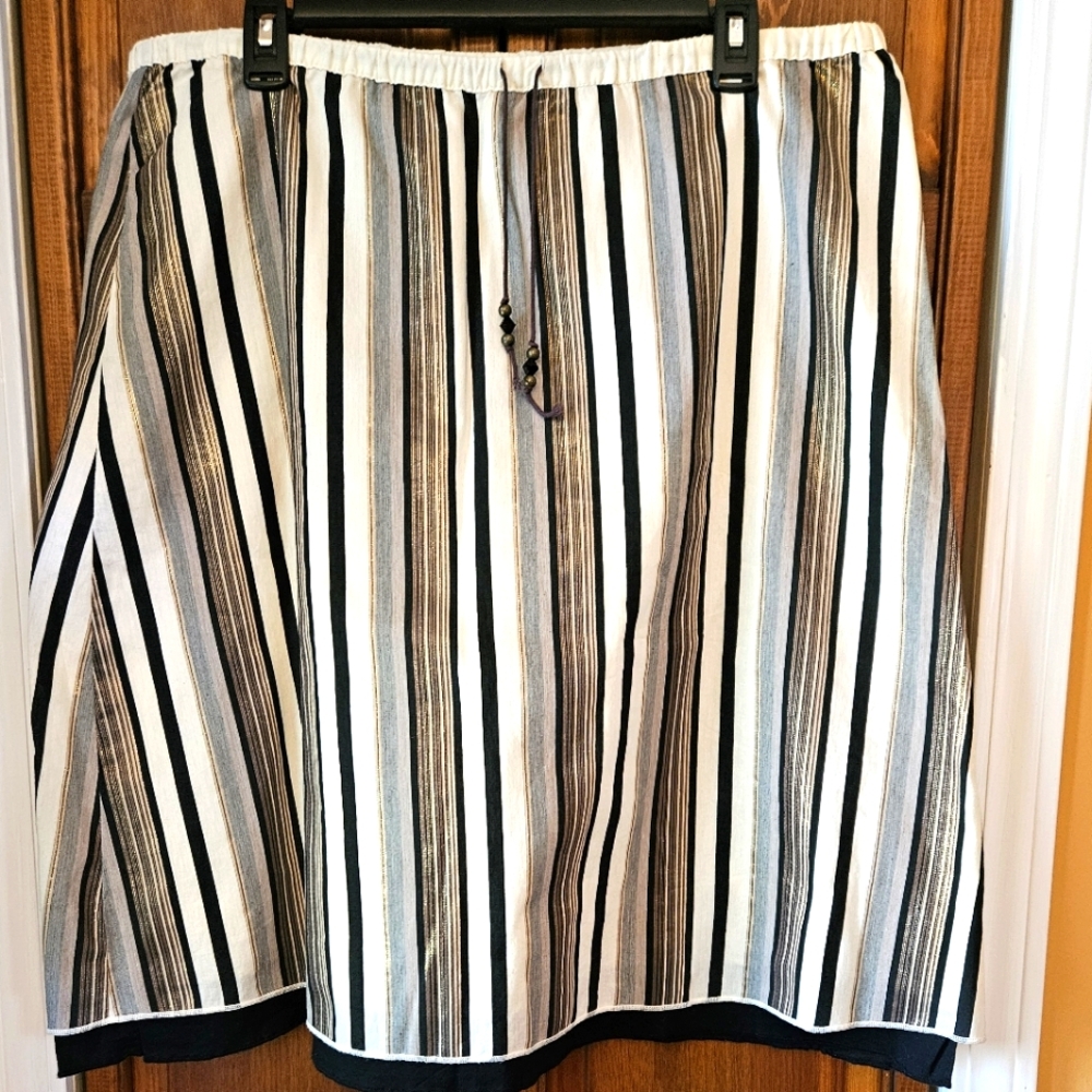 Old Navy Black and Brown Striped A-Line Knee-Length Skirt